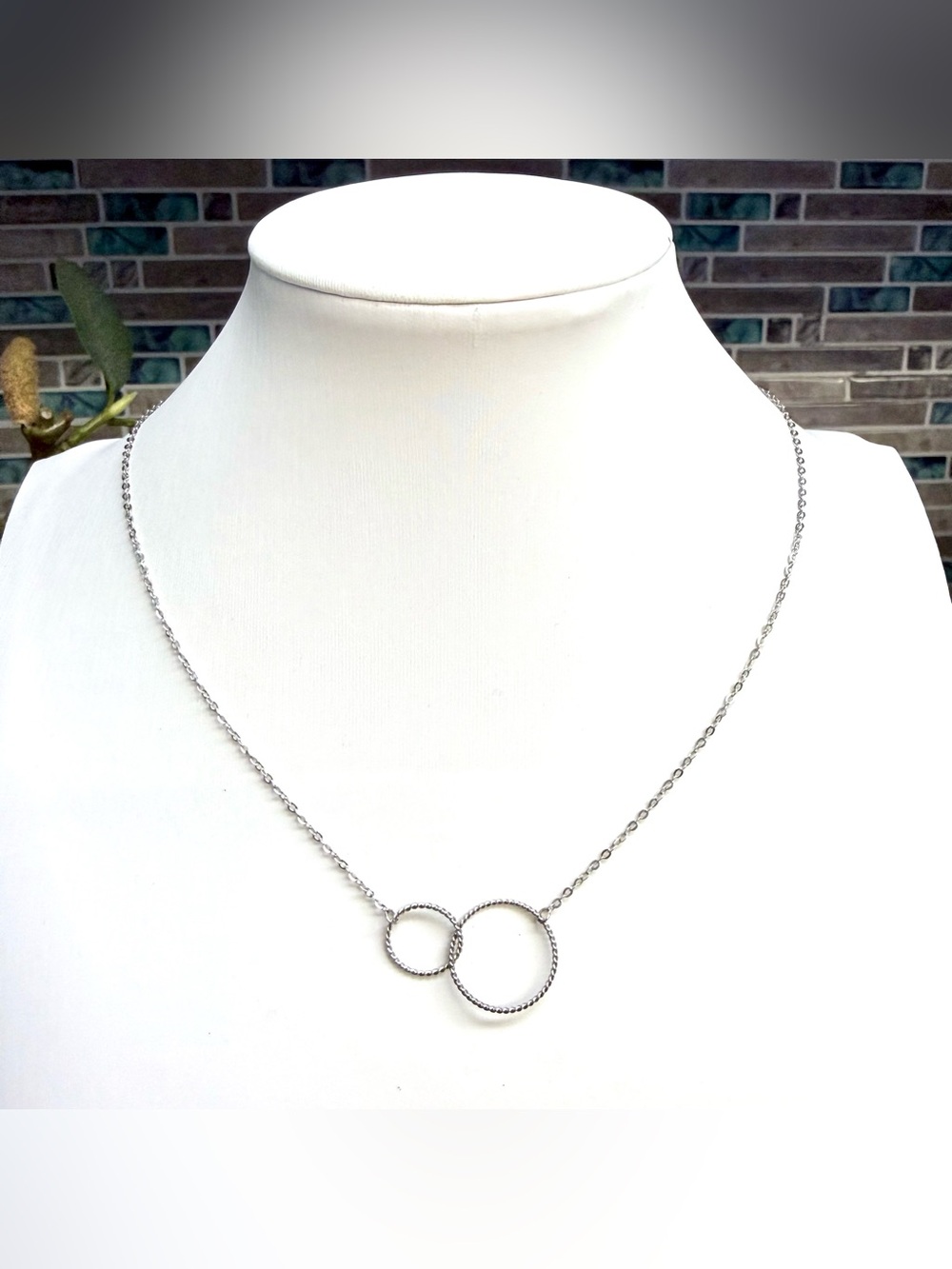.925 sterling silver double circle necklace